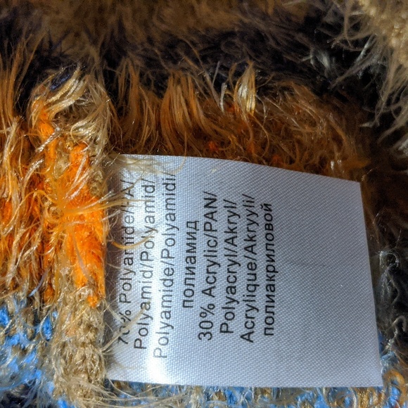 Marble Fluffy Sweater - Picture 8 of 8